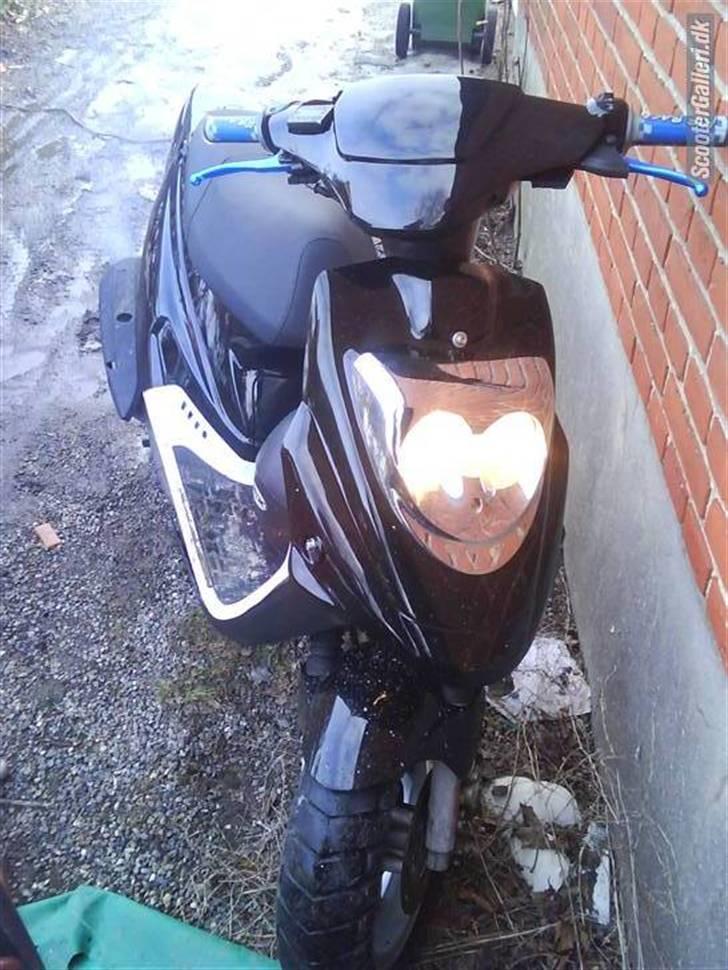 PGO hot 50 solg 4000 billede 1