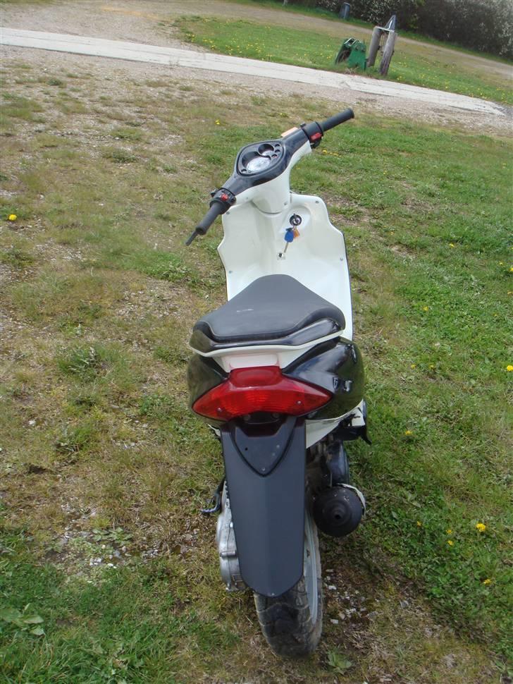 Yamaha JOG R TIL SALG - Skriv gerne en kommentar. TAK ! billede 6