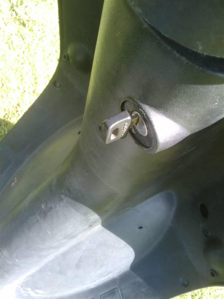 Piaggio zip gl. (solgt) billede 9