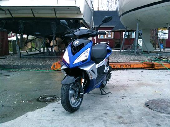 {{currentPhoto.altText}} billede {{currentPhoto.number}}