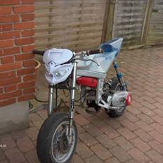 Suzuki Street/custom (smuttet)