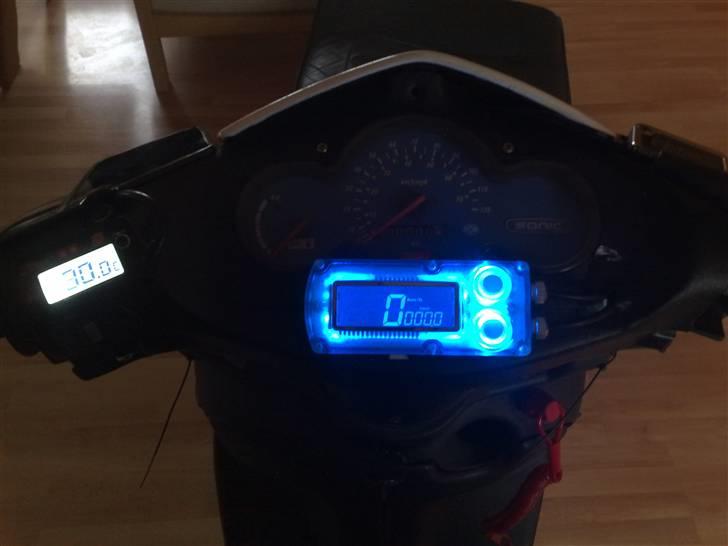 Aprilia sonic billede 8