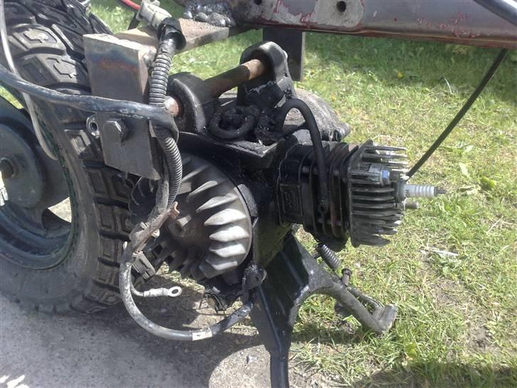 PGO fz50 (smidt ud ) billede 2