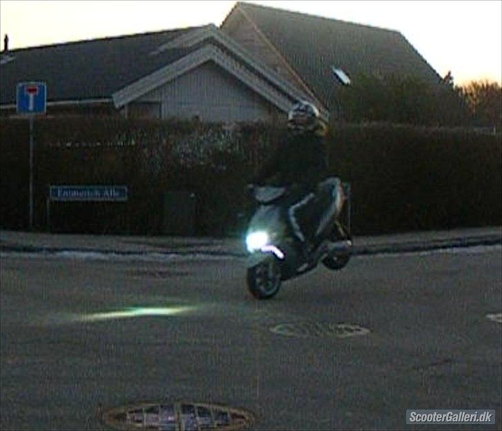 Yamaha jogR R-setup SOLGT - den kan bremse :D billede 1