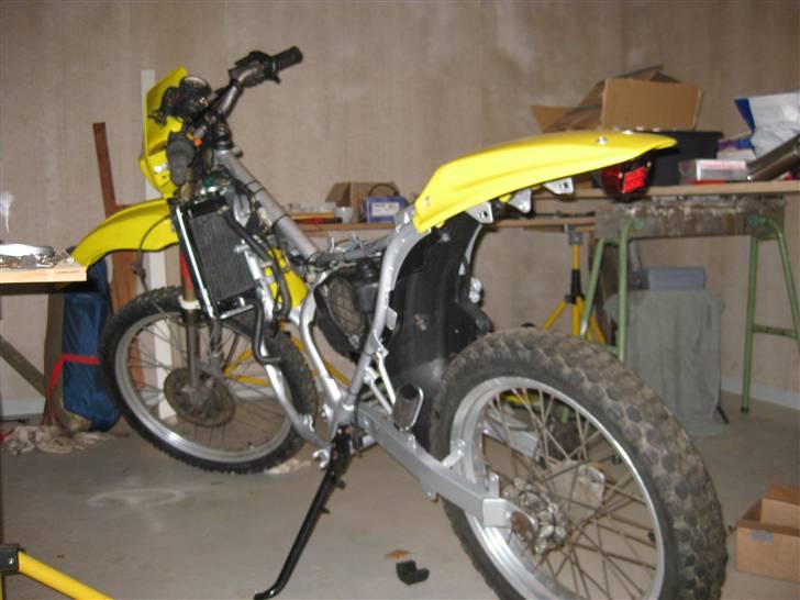 Suzuki RMX billede 2