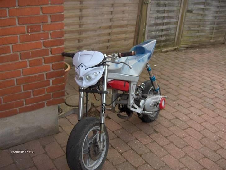 Suzuki Street/custom (smuttet) billede 1