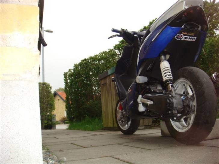 Yamaha Jog RR TS (SOLGT) billede 11