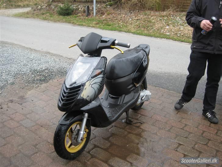 Aprilia Sonic GP - Lånt af gamle ejer ;) billede 1
