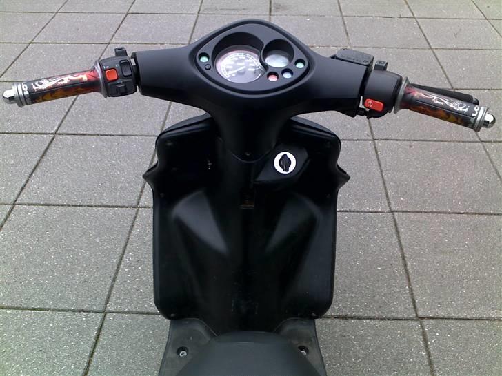 Yamaha Jog R V.I.P SOLGT billede 6