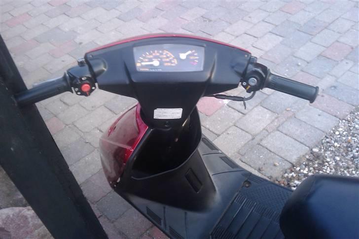 Yamaha jog as ( SOLGT )lille lyn billede 7