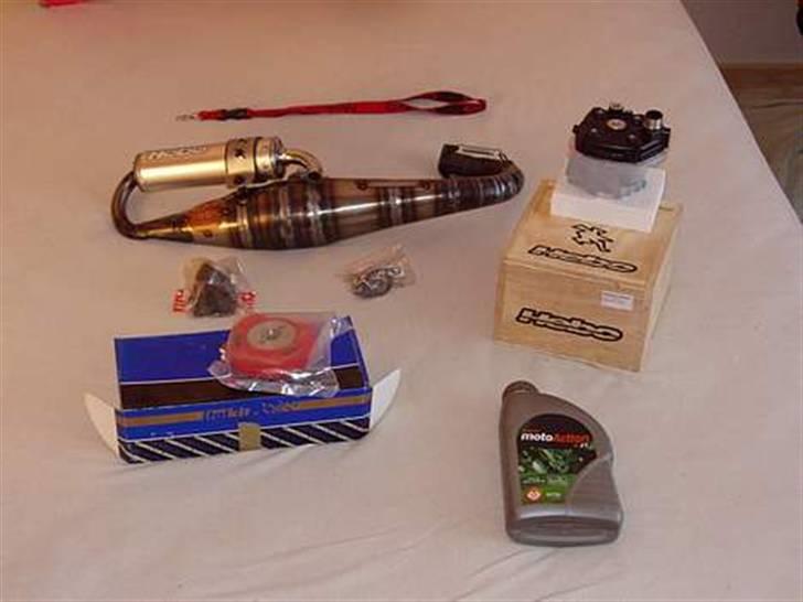 Piaggio Typhoon/Nrg LC (Solgt) - Billedet er KUN LÅNT af tidligere ejer. Der kommer ny billeder hurtigst muligt!!! billede 3