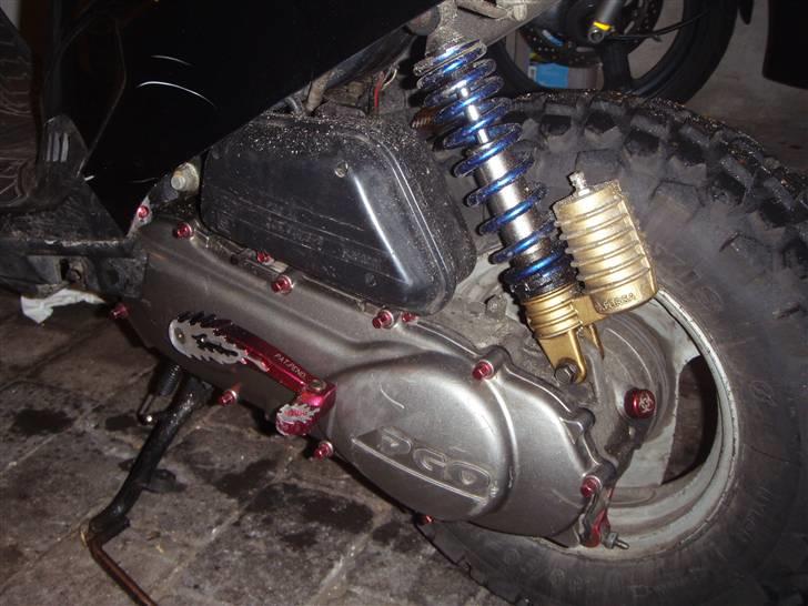 PGO Hot 50  TOTALT SKADET :( billede 3