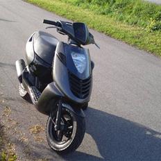 Aprilia Sonic - Mona Lisa