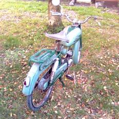 Veteraner Skylon 257