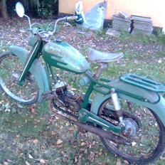 Veteraner Skylon 257