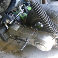 Aprilia Sonic .:Taget i dele:.