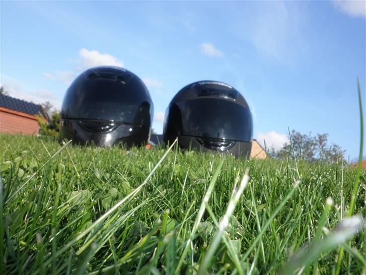 PGO PMX SPORT STJÅLET! SAVNET !!!! )': - min den blanke og redmans den mat sorte!:P mega gangsta hjelme xD billede 20