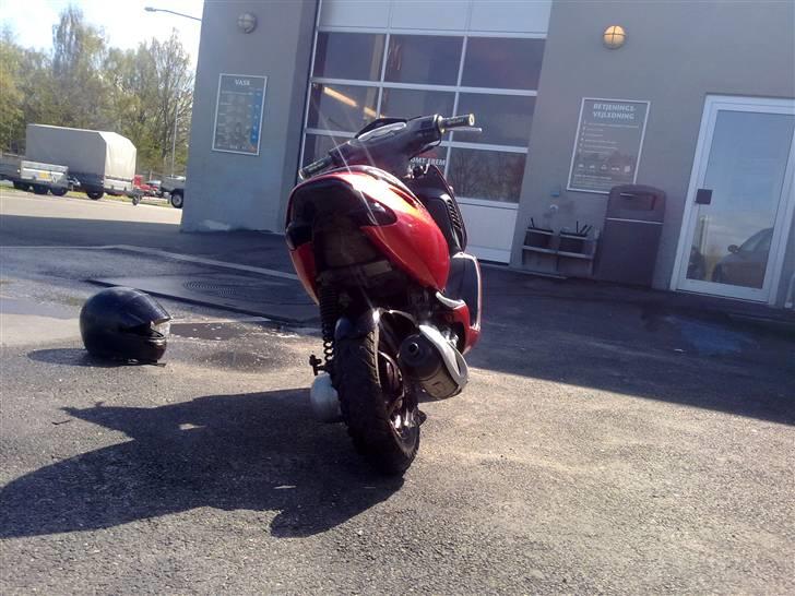 Aprilia sonic lc  candy rød billede 17