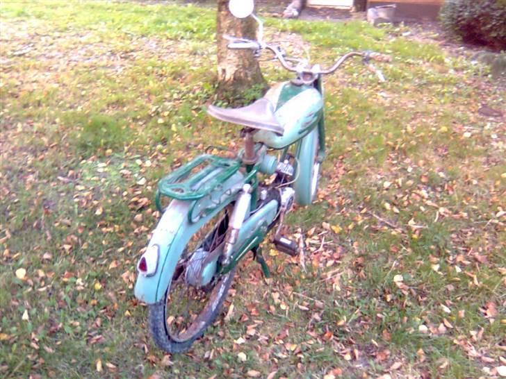 Veteraner Skylon 257 billede 1