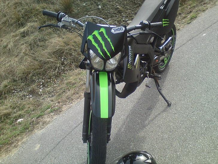 Derbi Senda              [-Solgt-] - Efter lang tids overvejelse af styling, blev resultatet dette! billede 1
