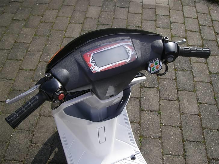 Yamaha Jog AS billede 9