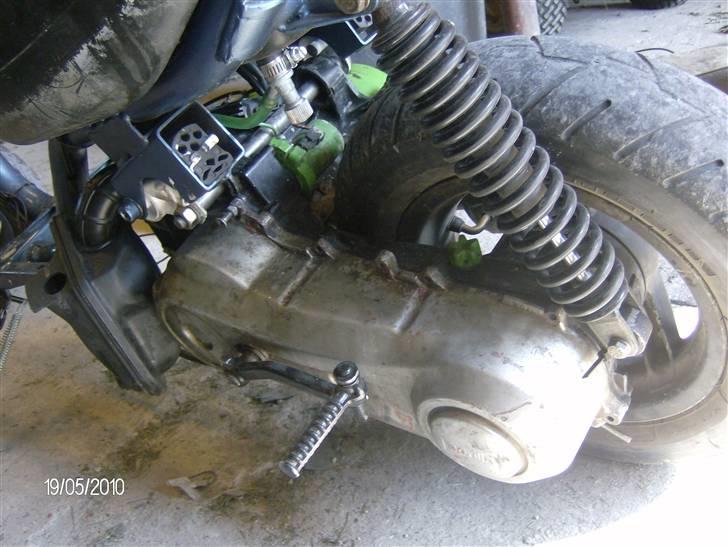 Aprilia Sonic .:Taget i dele:. billede 3