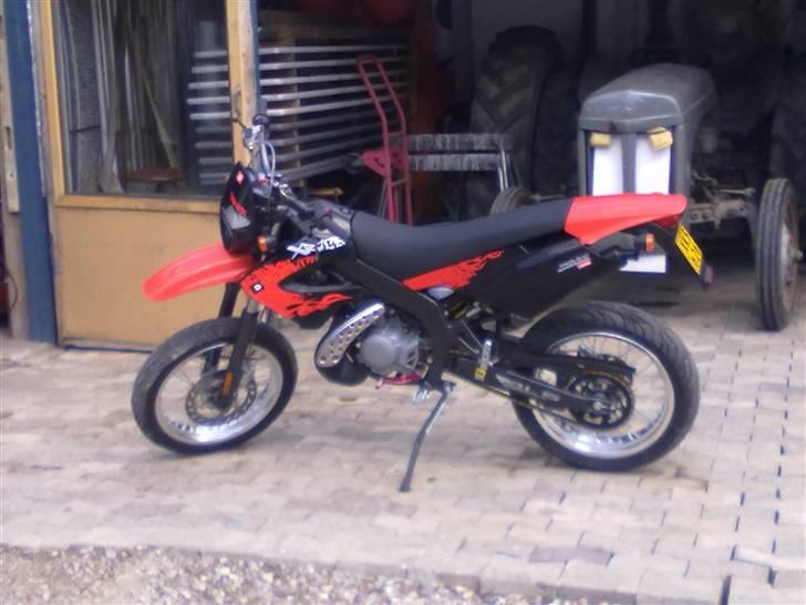 Derbi  Senda sm x-race billede 11