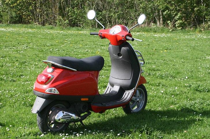 Piaggio Vespa LX50 billede 2