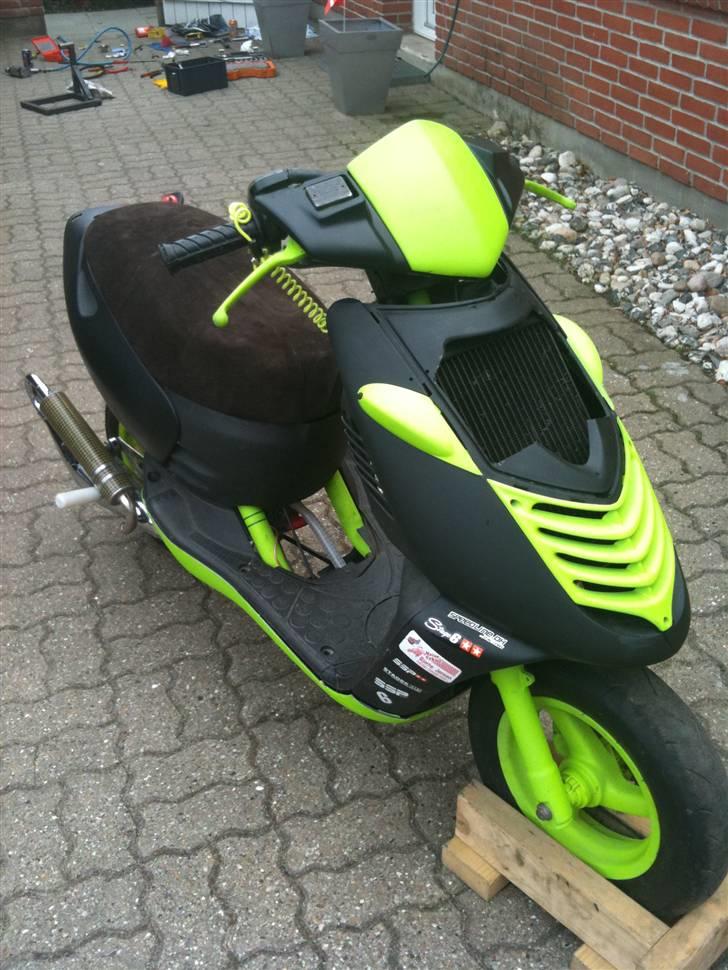 Aprilia sonic team cross SOLGT  billede 1