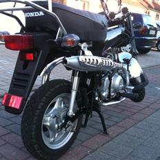 Honda Dax 3 gear's