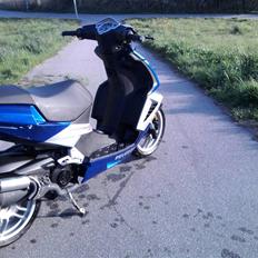 Peugeot speedfight 3