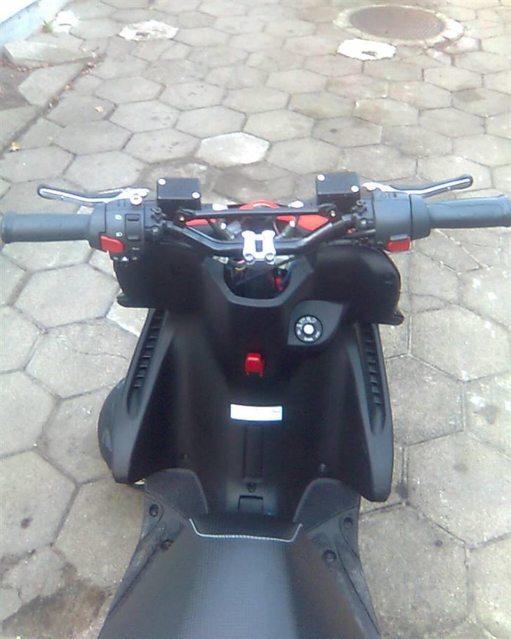 Yamaha aerox r byttet billede 6