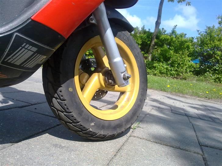 Aprilia sonic GP SOLGT billede 2