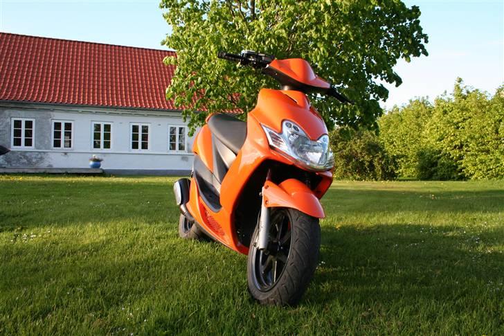 Yamaha Jog R SOLGT 9500 billede 1