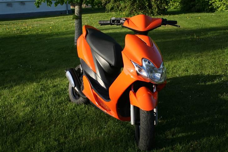 Yamaha Jog R SOLGT 9500 billede 2