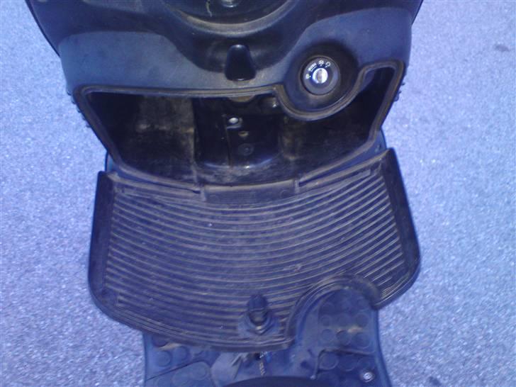 Aprilia Sonic (BYTTET TIL RMX) billede 7