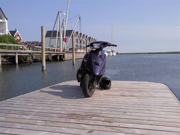 Yamaha jog as Under Kniven! billede 1