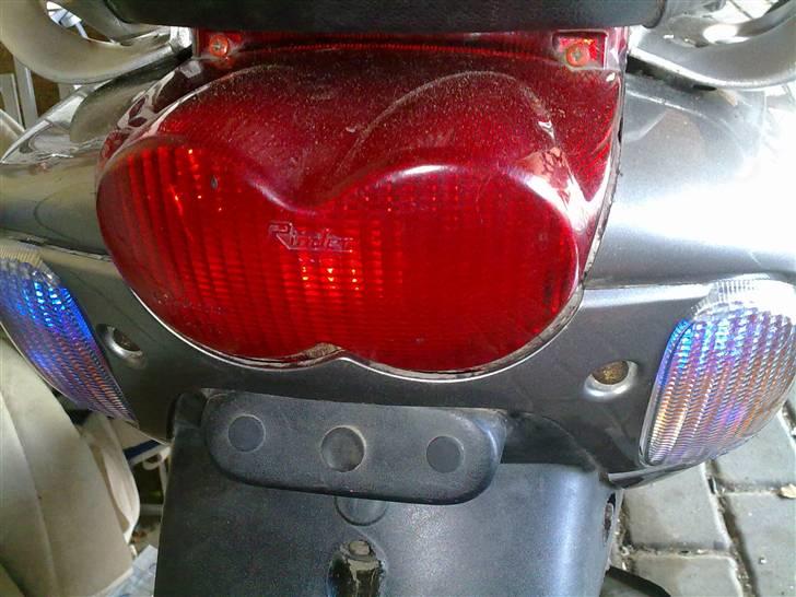 Yamaha Neos  - Nu med blå lys i blinkene :) billede 15