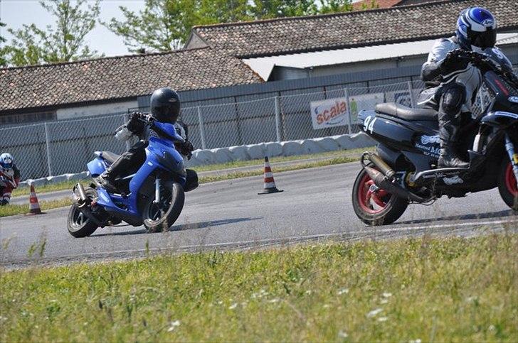 Yamaha Jog RR  - Italien 2011 billede 14