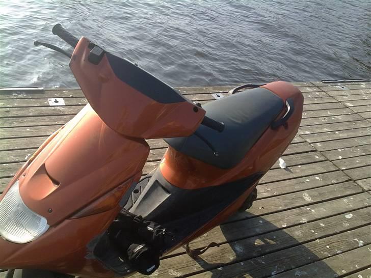 Suzuki address billede 20