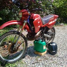 Derbi senda r *byttet*