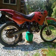 Derbi senda r *byttet*