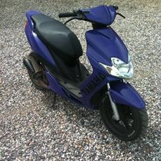 Yamaha jog r til salg