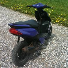 Yamaha jog r til salg