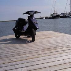 Yamaha jog as Under Kniven!