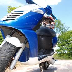 Aprilia Sonic AC