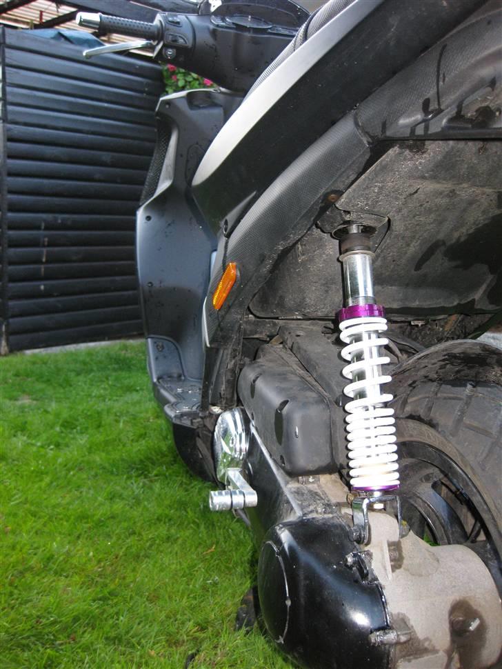 Piaggio NRG DT SÆLGES - rimlig beskidt :D billede 4