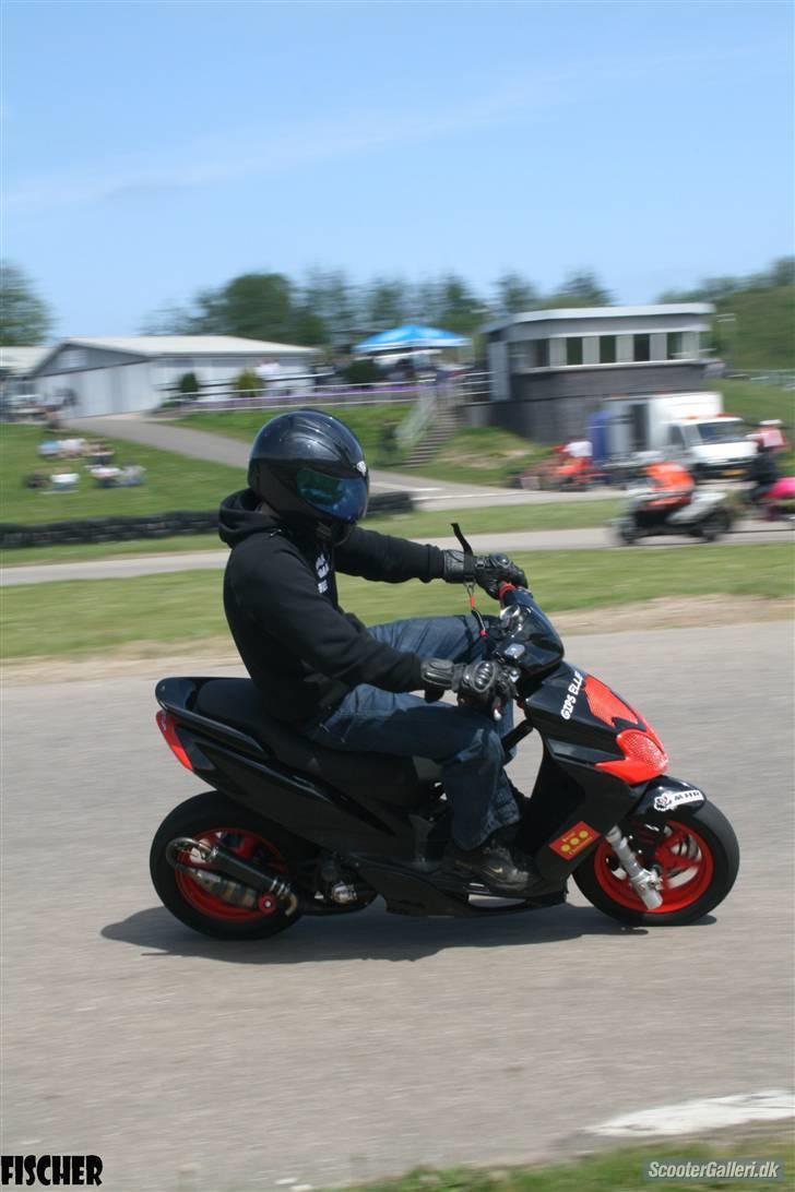 Yamaha Jog RR TIL SALG  billede 4