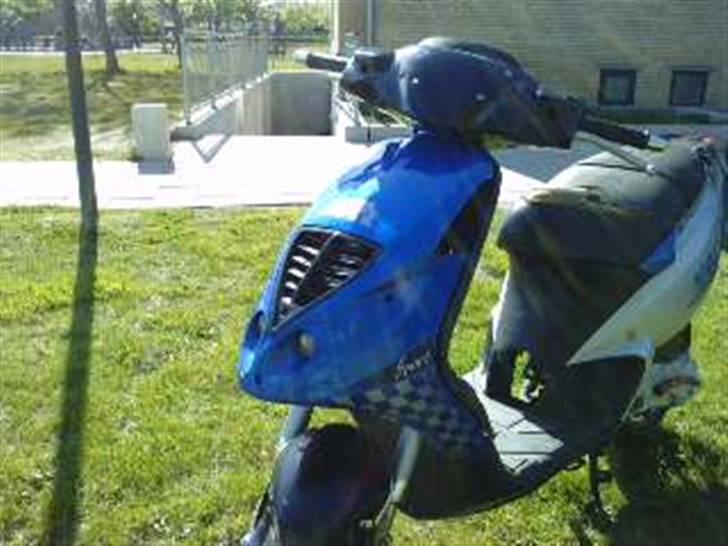 Piaggio NRG Sport (AC)  (SOLGT) billede 2