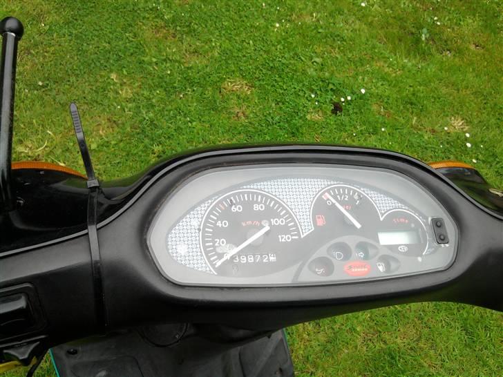 Piaggio typhoon FUNDET IGEN - "kun 39872 km det jo ingen ting" :D km tælleren virker ikke skal lige siges xD billede 6